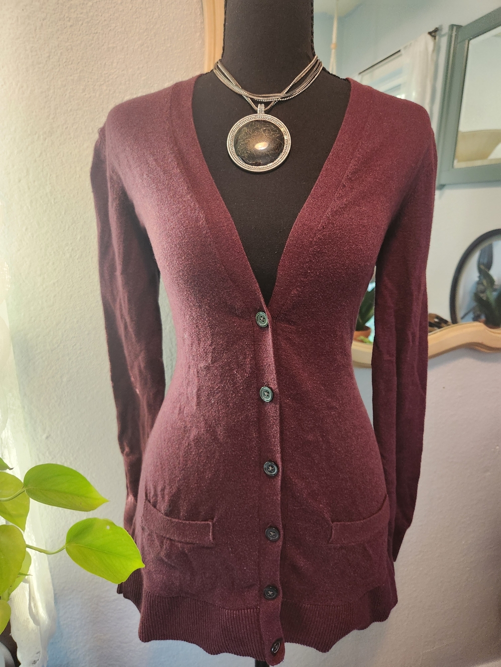 Old Navy Women's V-Neck Cardigan Sweater - Plum